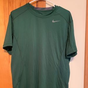 Nike Pro Combat Fitted Mens Large Green Shirt